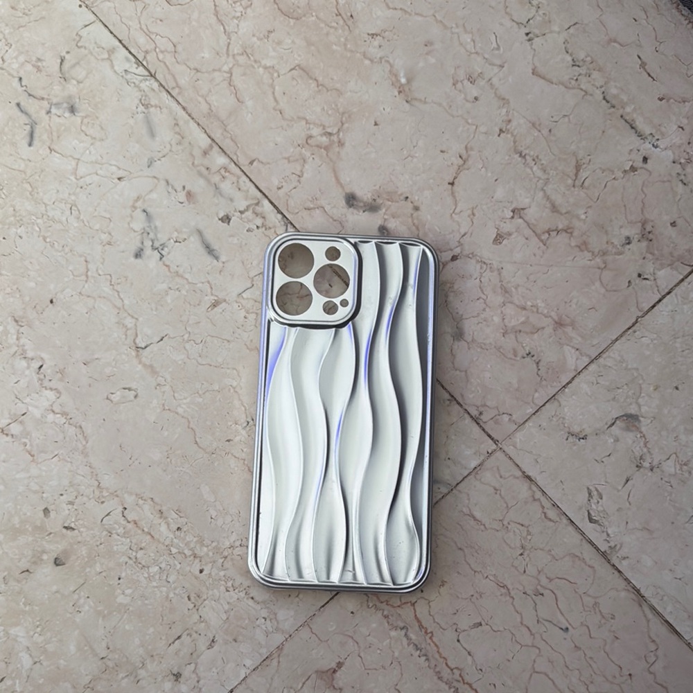 Silver Wave Pattern Phone Case